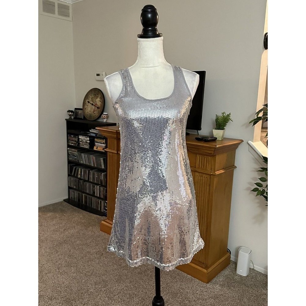 K L D Signature all over sequin dress silver shift short mini party cocktail M